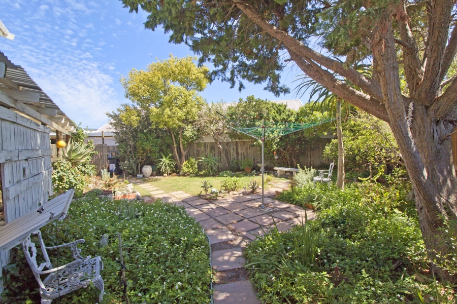 4 Bedroom Property for Sale in Kommetjie Western Cape